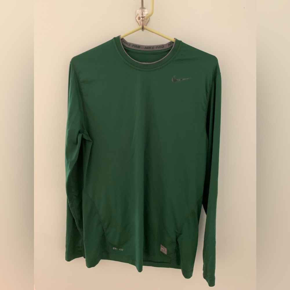 Nike thermal long sleeve underwear